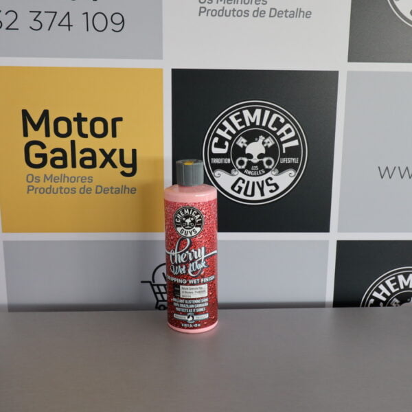Cherry Wet Wax Briliante Glistening Shine Carnauba Wax