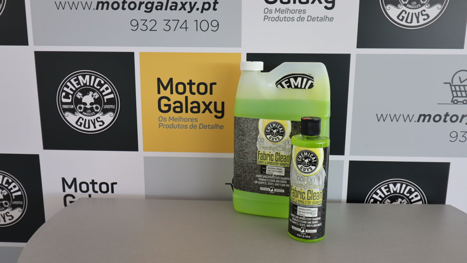 FOAMING CITRUS FABRIC CLEAN CARPET UPHOLSTERY SHAMPOO3 Foaming Citrus Fabric Clean Carpet Upholstery Shampoo - Image 1