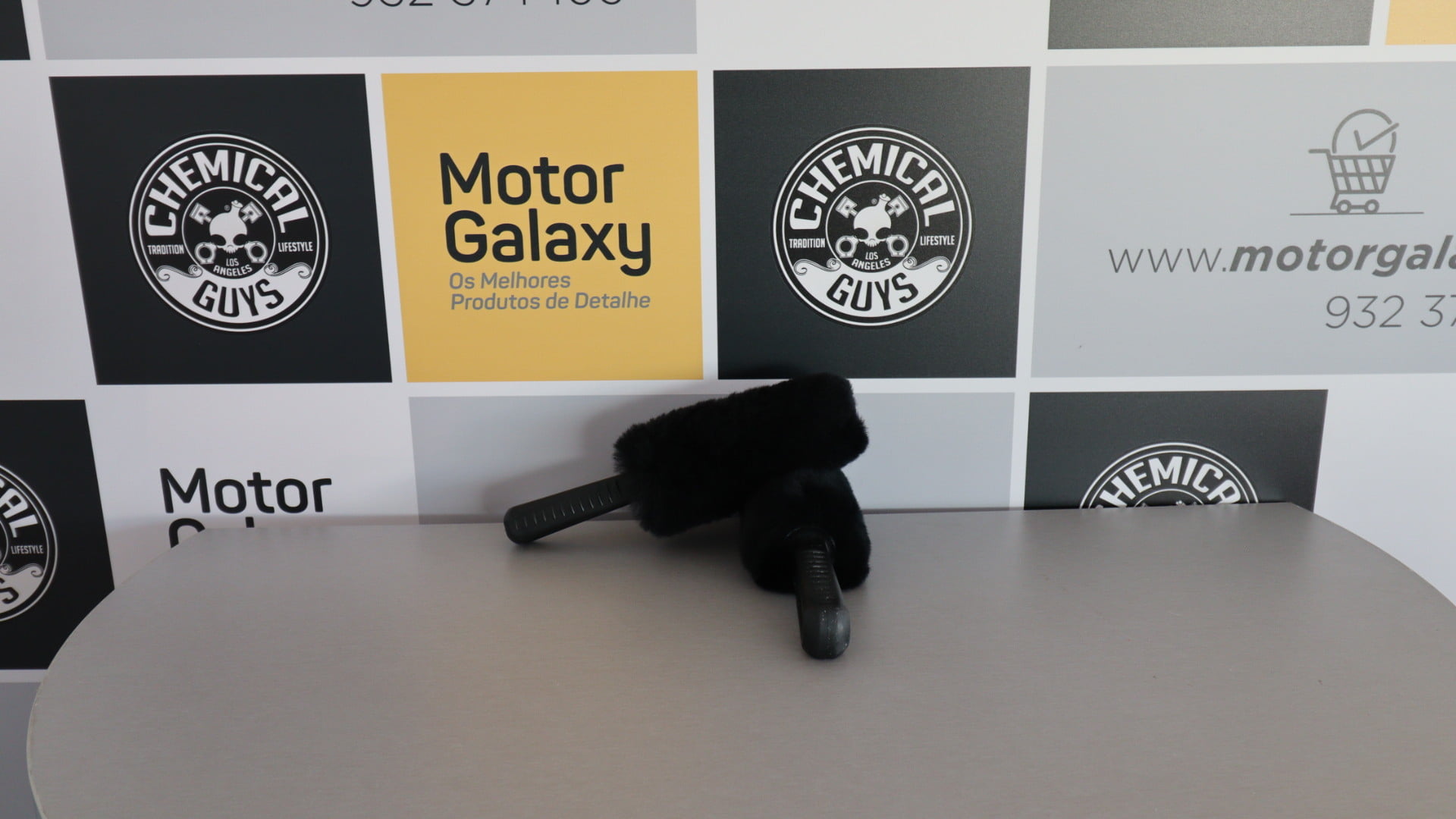 GERBIL ESCOVA DE LÃ GROSSA JANTES ESPECIAIS Gerbil Escova de Lã Grossa Jantes Especiais - Image 1