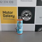 Microfiber Wash E Um Detergente Limpa e Restaura