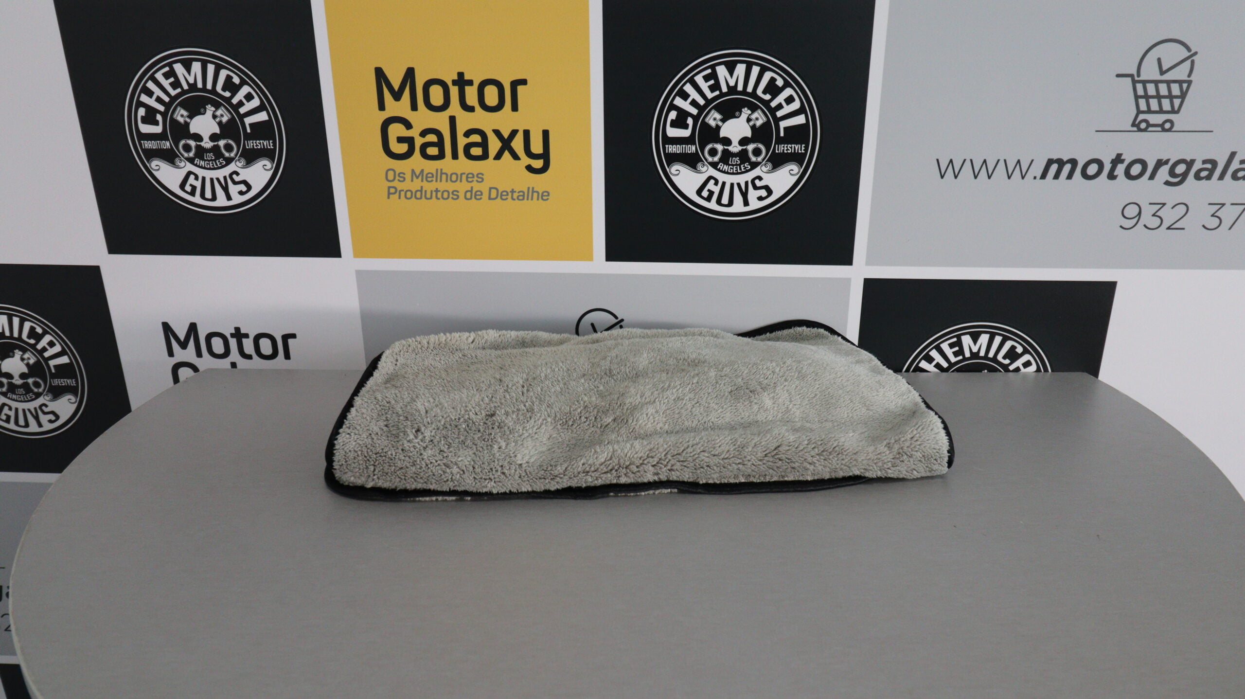 Motorgalaxy.pt Chemical Guys MIC_1024_1 Ultra-Plush Micro-Cotton Microfiber Towel, Gray 21 Ultra Plush Microfiber Detailing Towel - Image 1