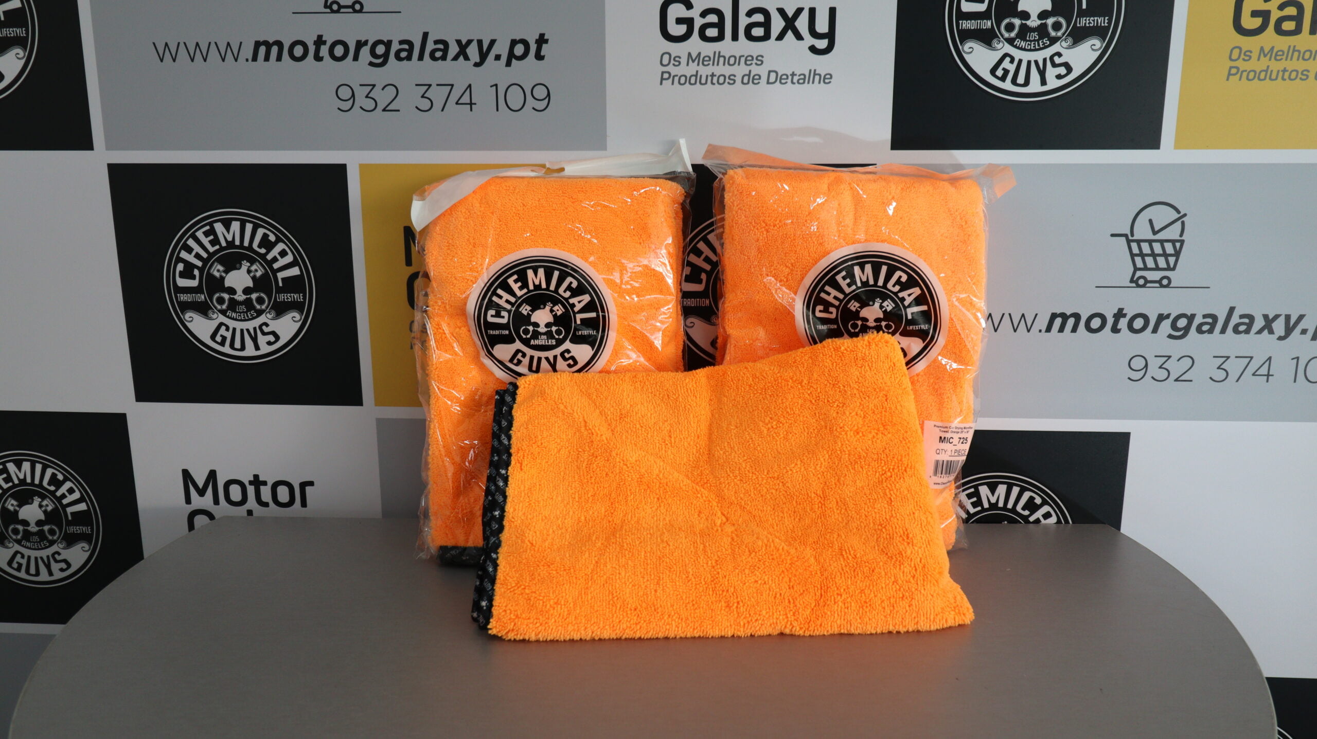Motorgalaxy.pt ChemicalGuys Mic_725 Premium Car Drying Microfiber Towel, Orange 1 Big Mouth Drying Towel - Image 1