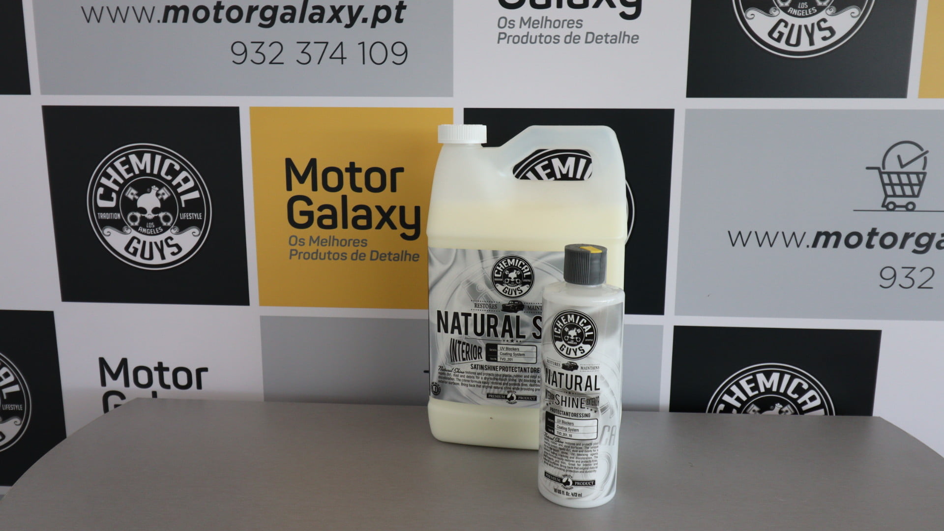 NATURAL SHINE DASHBOARD DRESSING3 Natural Shine Dashboard Dressing - Image 1