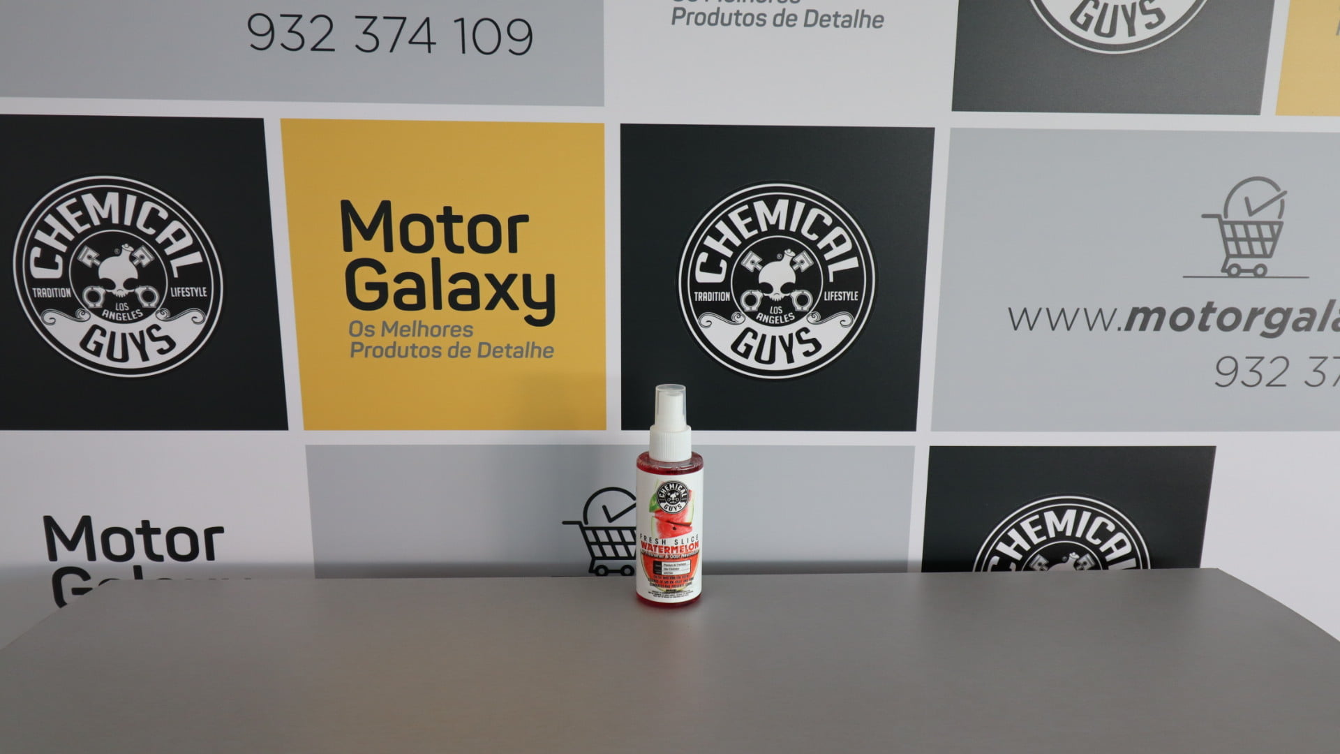 WATERMELON AMBIENTADOR E NEUTRALIZADOR DE ODORES PERFUME Watermelon Ambientador e Neutralizador de Odores Perfume - Image 1