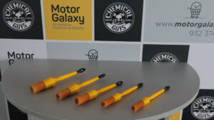 Pinceis Orange Albino Pack 5